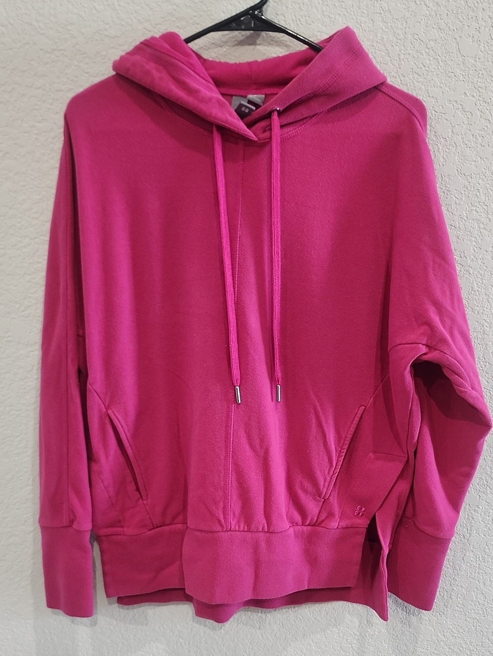 Sweaty Betty Hot Pink Hoodie Made In Italy Comfort Athleisure Workout Activewear